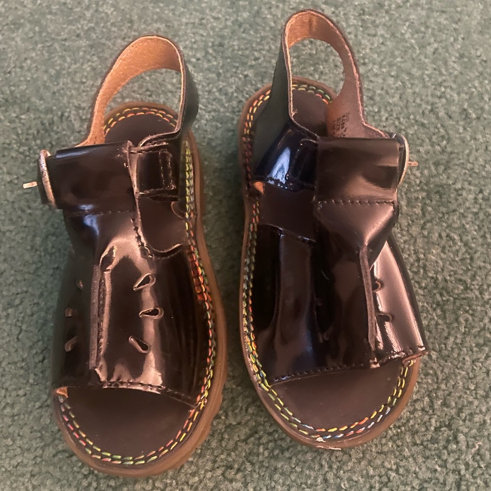 DR MARTENS SANDALS patent black